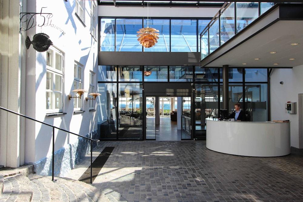 Fredensborg Badehotel Rønne Kültér fotó