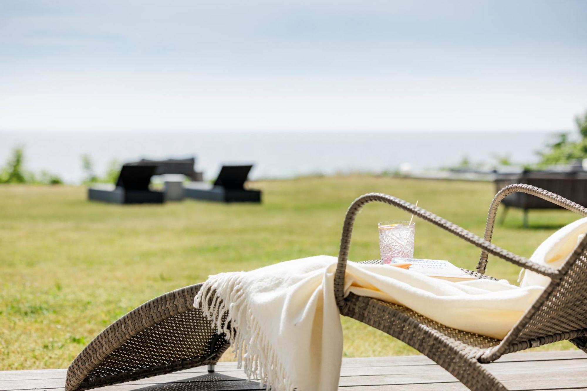 Fredensborg Badehotel Rønne Kültér fotó