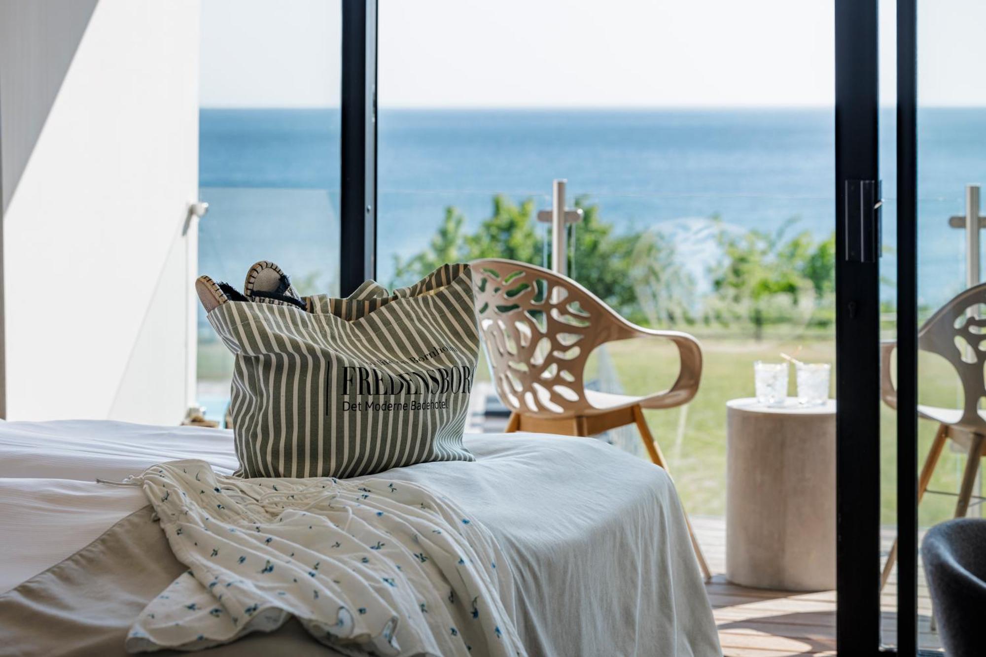Fredensborg Badehotel Rønne Kültér fotó