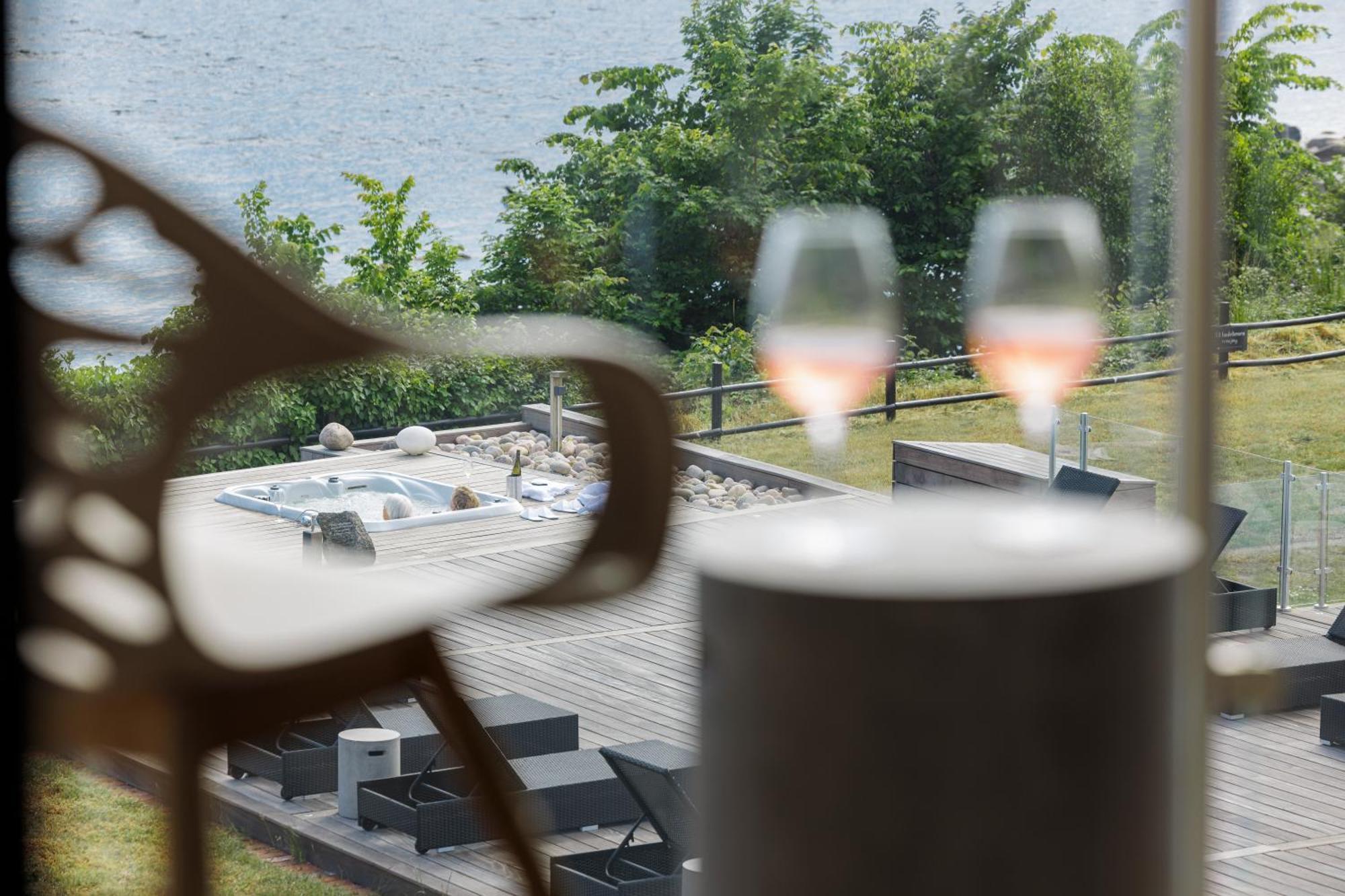 Fredensborg Badehotel Rønne Kültér fotó